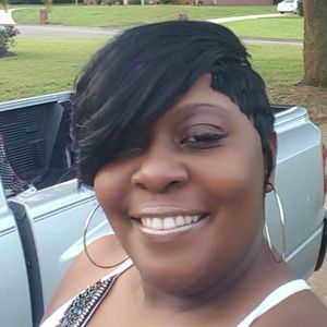 Meet your Posher, Shonia